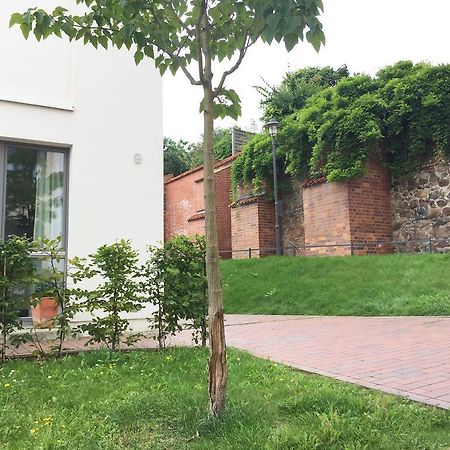 Ferienwohnung An Der Historischen Stadtmauer Росток Экстерьер фото