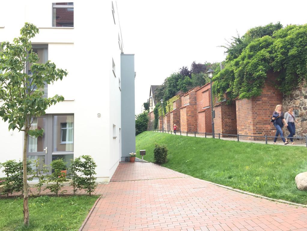 Ferienwohnung An Der Historischen Stadtmauer Росток Номер фото